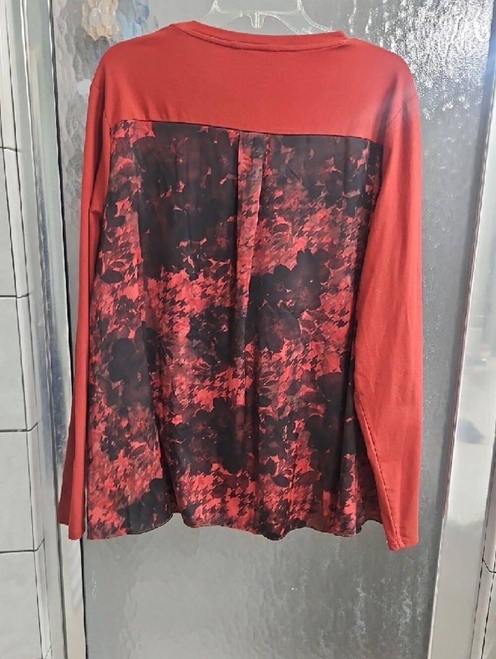 Simply Vera Vera Wang Rust/Brick Long Sleeve Tee